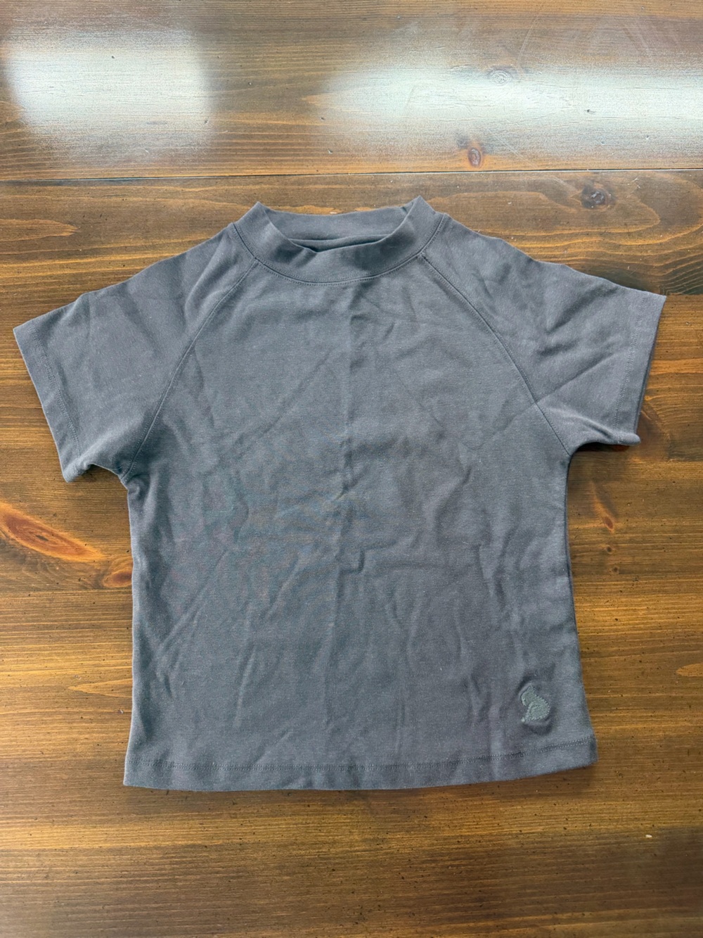 Women’s Kuwallatee Mock Neck Fitted Shirt NWOT